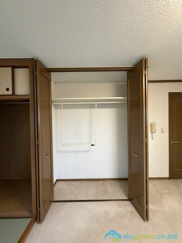 厚木市長谷　中古戸建の収納