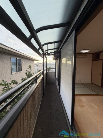 厚木市長谷　中古戸建のバルコニー