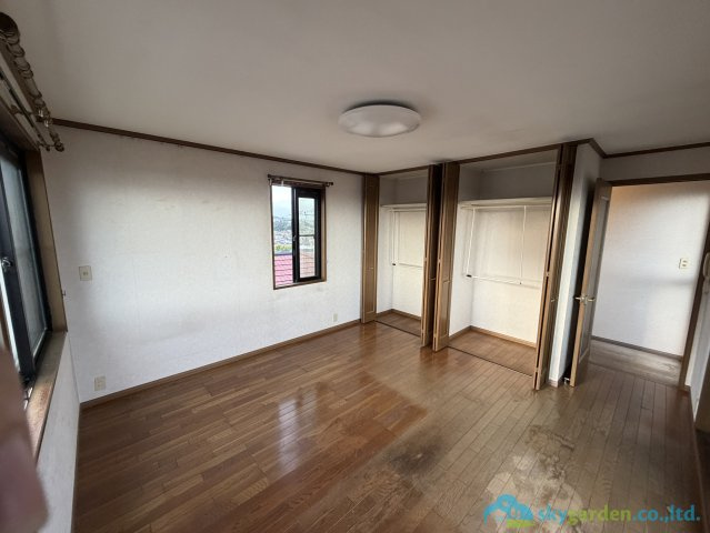 厚木市長谷　中古戸建の寝室