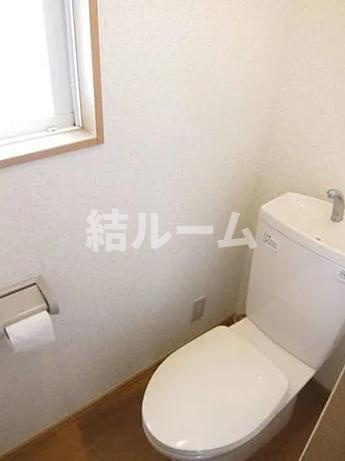 板橋区大山西町のアパートのトイレ
