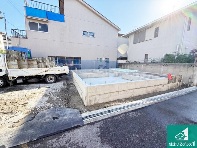 ◆松原市松ケ丘　第1期　新築一戸建ての外観|現在建築中！落ち着いた街並みで新生活を始めることが出来そう！周辺の物件も併せてご紹介させて頂きます！