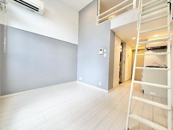 Housing Complex T2の居間・リビング