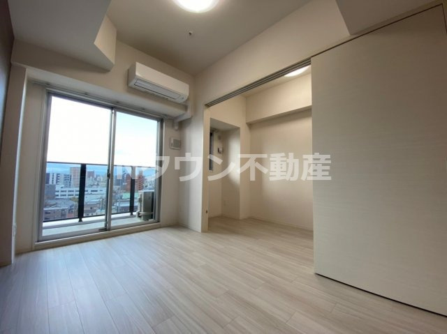 【居間・リビング】 | ディアレイシャス浅間町ステーションフロント | 使いやすいリビングです