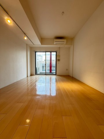 【居間・リビング】 | SERENiTE本町エコート