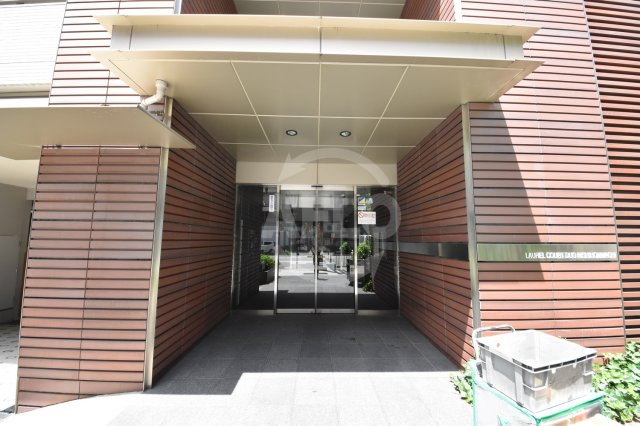 ローレルコートデュオ西本町　明治小学校区のエントランス|ローレルコートデュオ西本町　エントランス