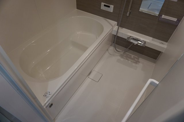 D-ROOM中小阪の浴室