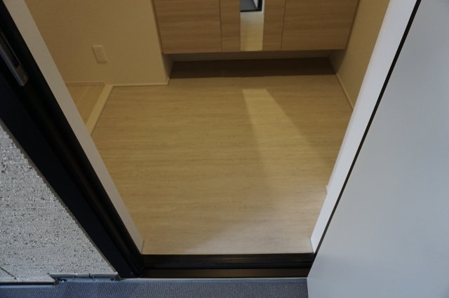 D-ROOM中小阪の玄関