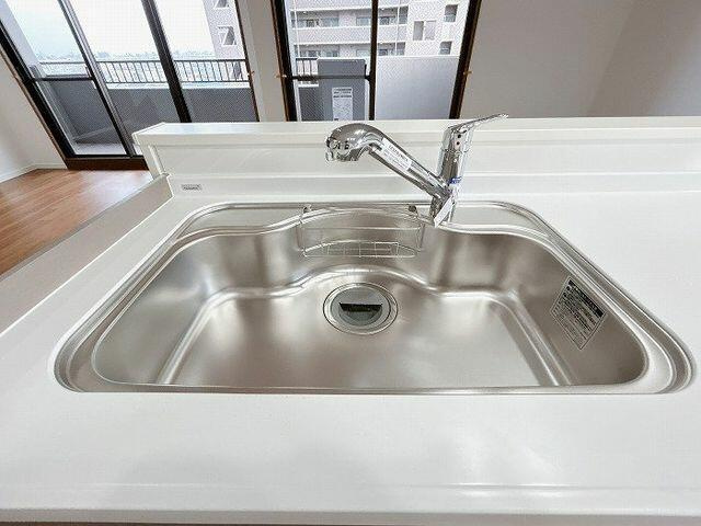 中古マンション・仲介手数料半額）レインボー木曽川壱番館　７０１のキッチン|「キッチン」シンクの様子