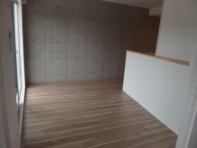 竜美丘Residenceの居間・リビング