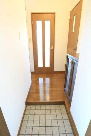 メゾンＳＥＩの玄関