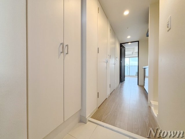 【玄関】 | ディアレイシャス浅間町Ⅲ | 落ち着いた玄関です