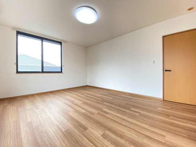 【洋室】 | 千葉寺町戸建
