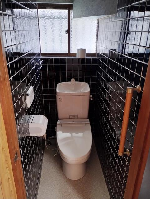 中古戸建て）奥町の中古住宅のトイレ