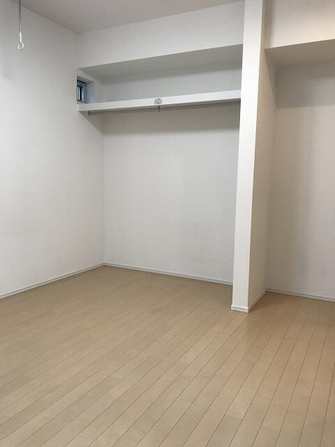 江東区深川２丁目のアパートの居間・リビング