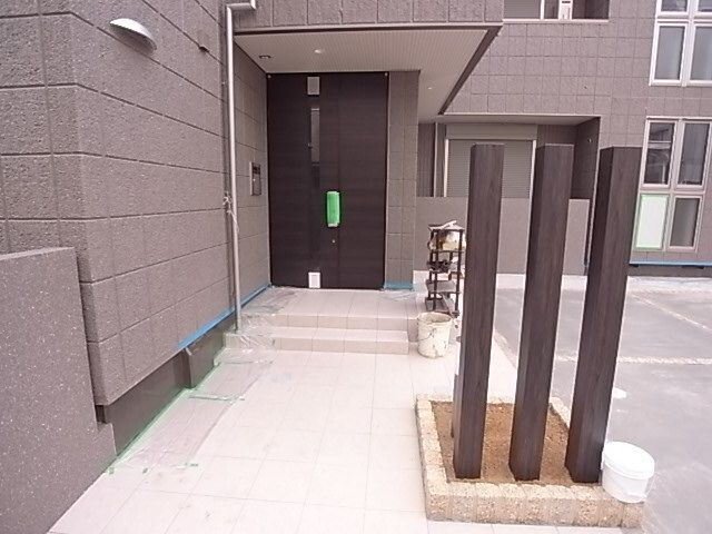 フェリシア六番町【旭化成】のエントランス