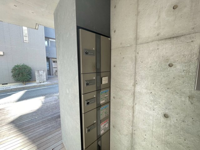 ecru　デザイナーズ　オートロック　宅配BOXのその他共用部分