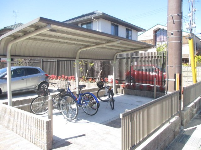 パスレルのその他共用部分|駐輪場