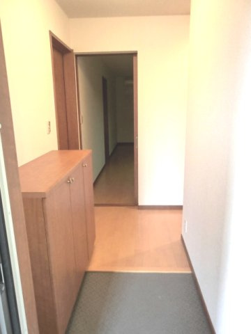 パスレルの玄関
