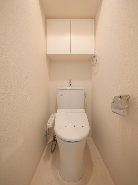 江東区塩浜２丁目の賃貸マンションのトイレ
