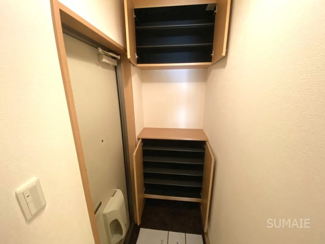 サンベルテ菅沼Ⅰの収納|玄関収納☆彡