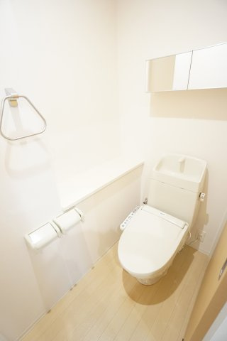 【トイレ】 | リバテンハイツ | ※同物件、同タイプ、間取り反転のお部屋です
