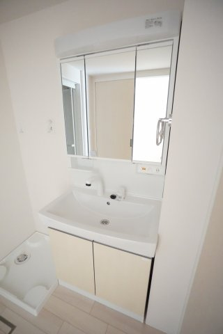 【独立洗面台】 | フルーヴ | ※同物件、同タイプ、間取り反転のお部屋です