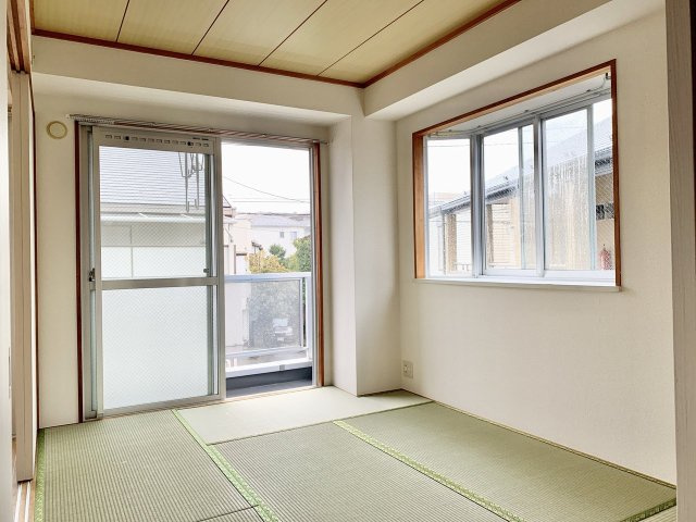 ルミエール旭ヶ丘の和室
