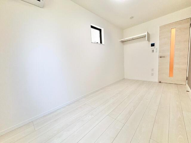 【居間・リビング】 | ビューラー鹿島田 | 5.5帖でもゆったいお使いいた…