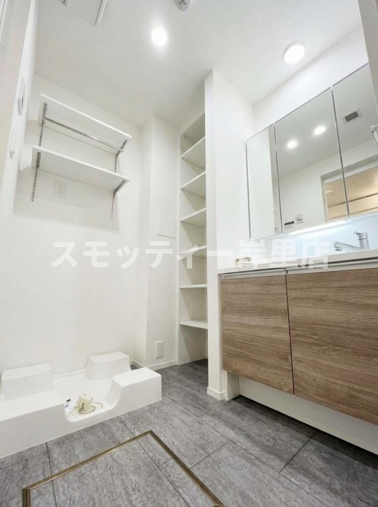ルミナテラス上町台の独立洗面台