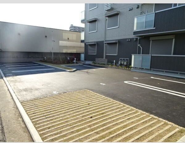 【駐車場】 | ソッレヴァンテ