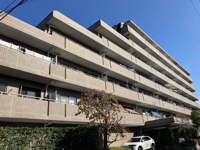 東急ドエル・アルス江田の外観
