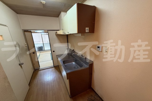 ロイヤル神路Iのキッチン|きれいなキッチンです