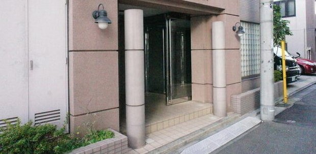 【エントランス】