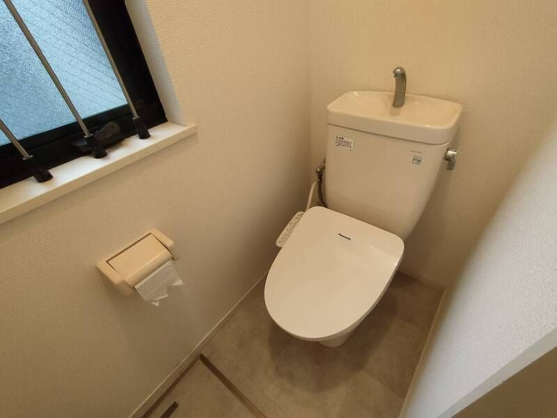 メゾン六番町のトイレ