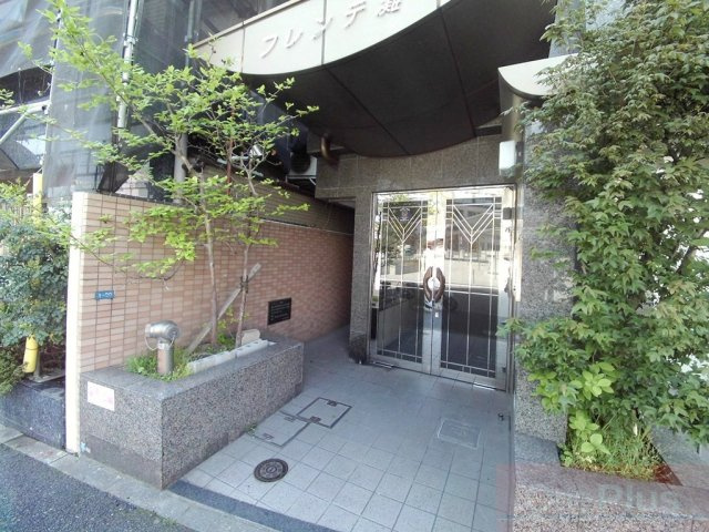 フレンテ灘のエントランス