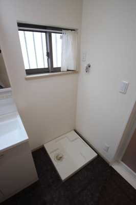 【設備】 | 半田2丁目戸建 | 室内洗濯機置場