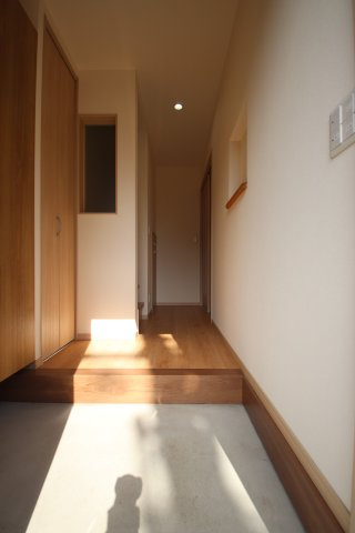【玄関】 | 半田2丁目戸建