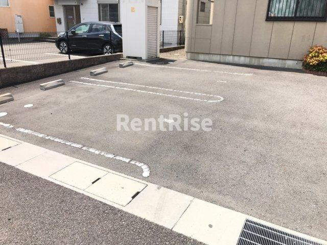 メイプルリーフの駐車場|外観写真その他3