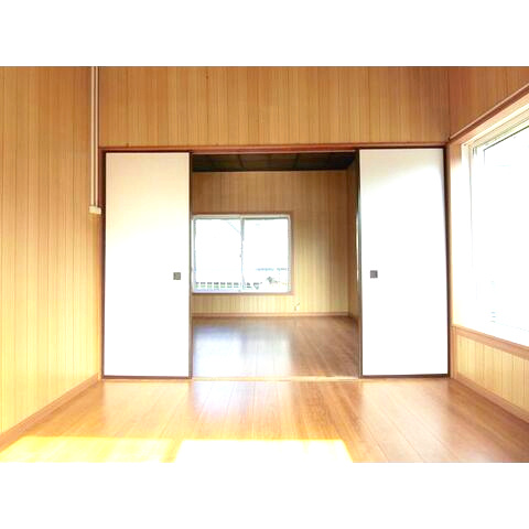 【寝室】