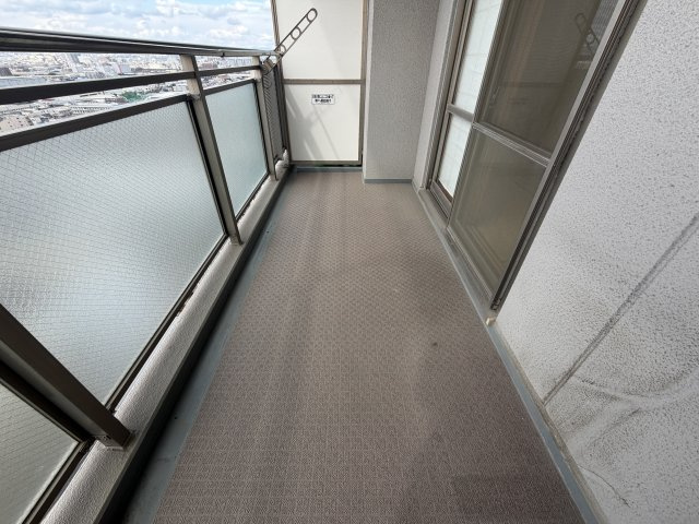 アミング潮江プラストのバルコニー