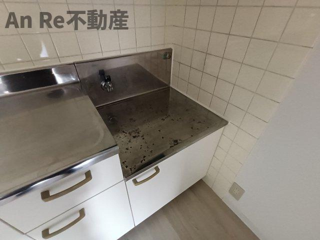 春花園五番館のキッチン