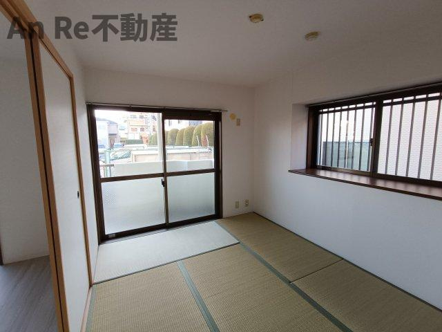 春花園五番館の和室