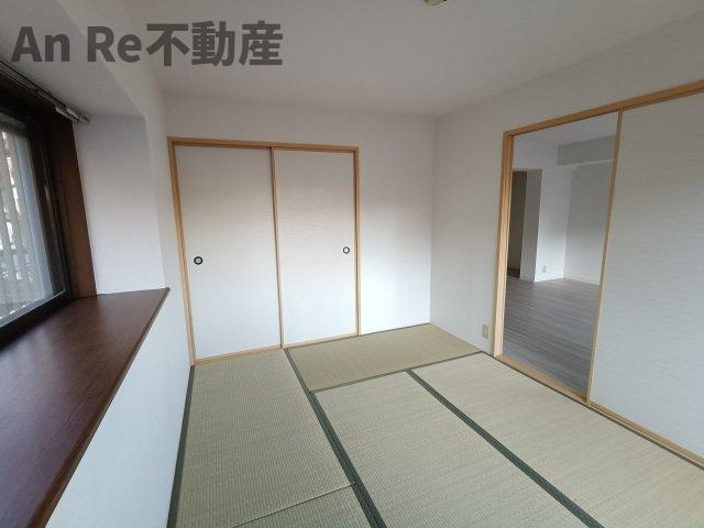 春花園五番館の和室