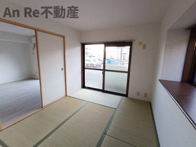 春花園五番館の和室