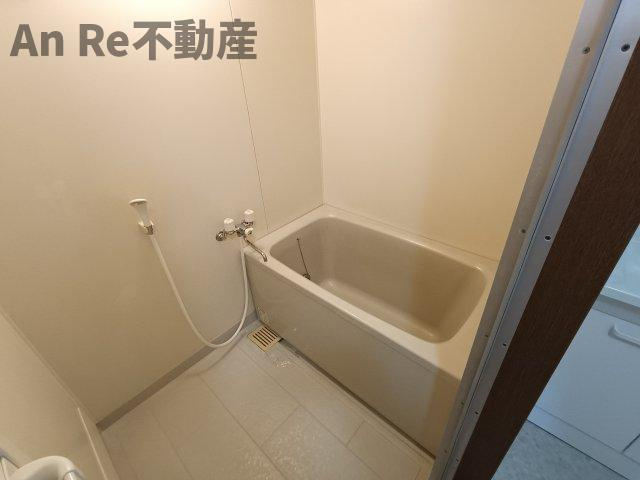 春花園五番館の浴室