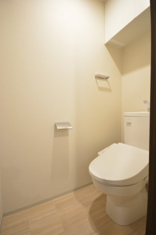 スプランディッド難波IIIのトイレ|別部屋参考写真