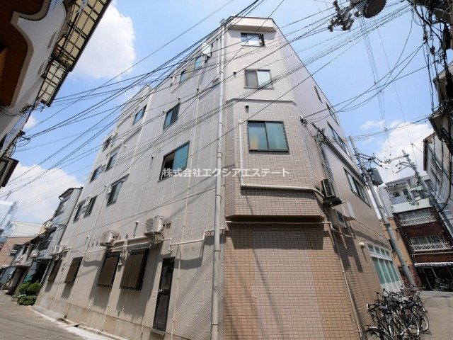 パインリーフ天下茶屋の外観