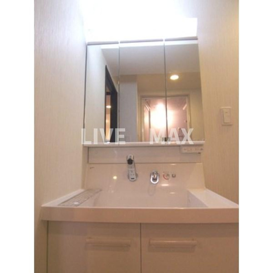 【洗面所】