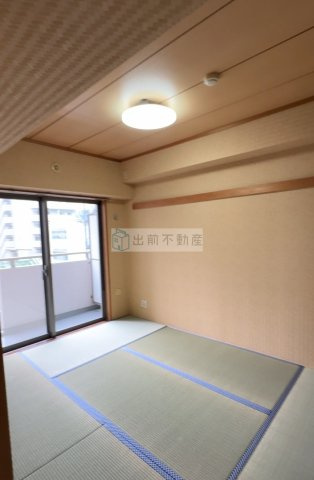 文京区本郷１丁目の賃貸マンションの和室
