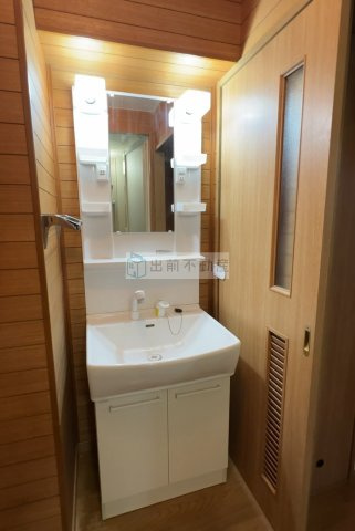 文京区本郷１丁目の賃貸マンションの洗面所